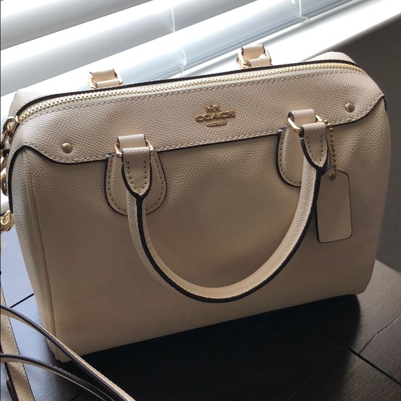 🚫 SOLD - Coach Mini Bennett Satchel Crossbody - Picture 5 of 8